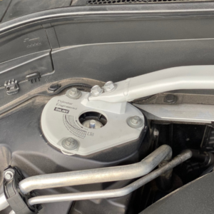 Thanh Giằng Động Cơ Polestar Engineered Ohlins cho Volvo XC60 cải thiện đáng kể khả năng xử lý và độ ổn định của xe, đặc biệt là khi vào cua,...