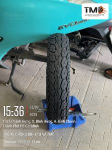 Vỏ xe chống đinh tự vá runflat 8 lớp bố cho Vinfast Evo 200